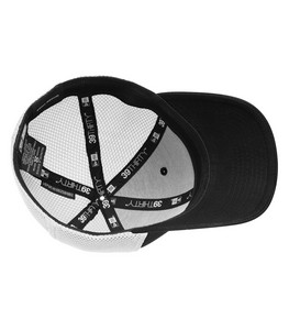 Black/White