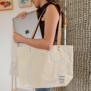 Natural Canvas Beige Logo Lifestyle