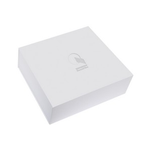 0BOXMEDIUM WHT Deboss
