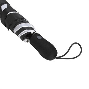 2258A black-white closed image
