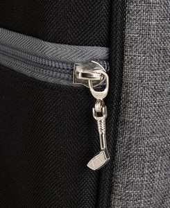 62560 zipper close-up image