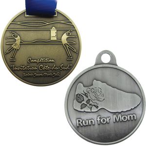 [DSAM2] Diestruck Antiqued Medals - 2" DIA