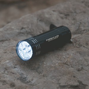 [FL8239] 9 Led Flashlight