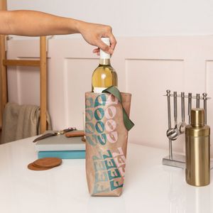 A Tote Called Wanda - Duratek