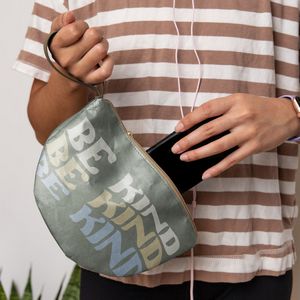 [5226-TK-4CP] Wedge To Go Pouch- Duratek