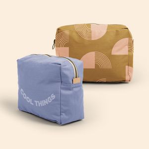 [5259-CL-1C] Busier Bee - Colored Canvas With Leather Tab