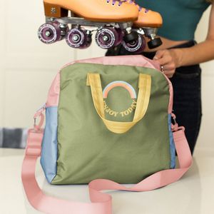 [5748-21-4CP] Retro Bag- 4CP Poly
