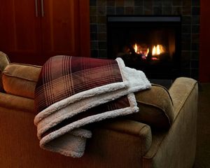 [20475] Cottage Plaid Throw (Embroidery)