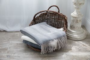 [20617] Herringbone Throw (Embroidery)