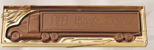 [TRAILER-8OZ-K] Molded Chocolate Tractor Trailer
